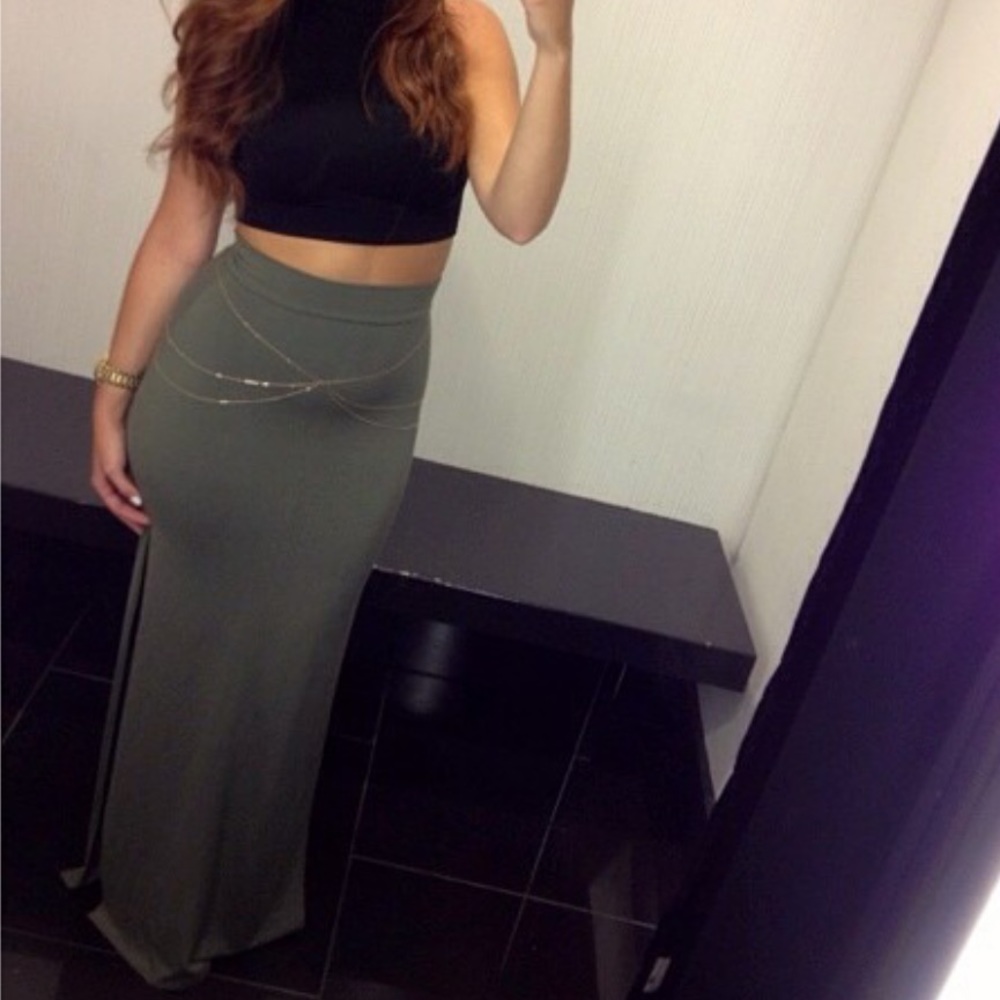 Bebe slit maxi skirt